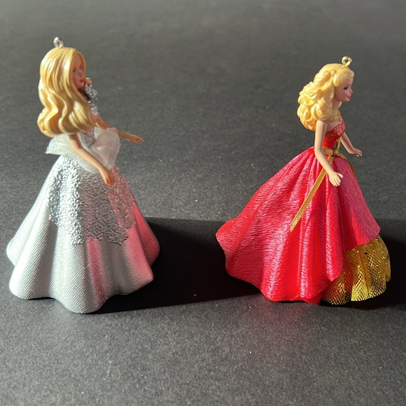 2015 Celebration Barbie Hallmark ornament set with box - Picture 4 of 6